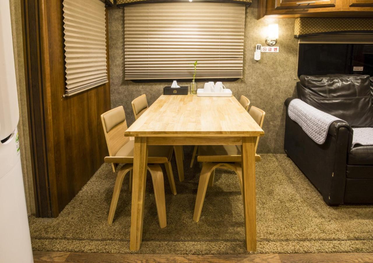 Mei The Caravan 済州市 エクステリア 写真